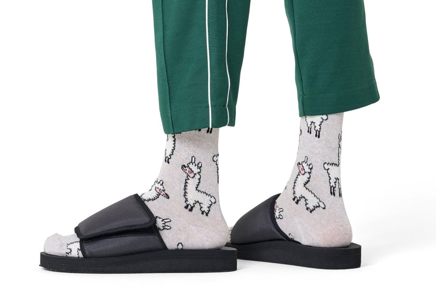 Unisex-Happy-Socks-Llama-Sock-Accessories-P003192-Grey-1