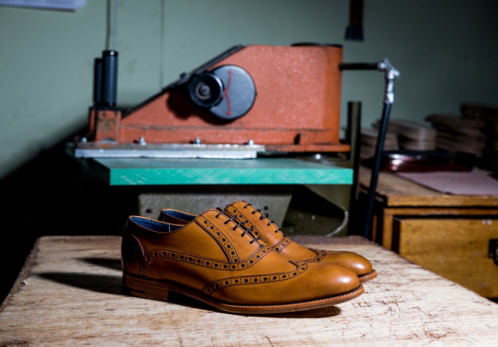 mens-barker-grant-shoes-3372-lifestyle